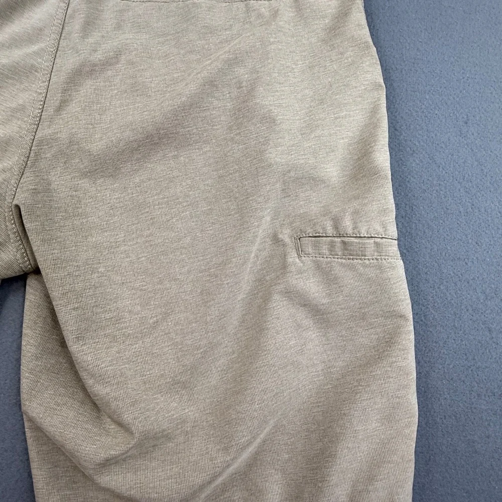 Linksoul Shorts Mens 32 Tan Boardwalker Hybrid Golf Walk Shorts Stretch